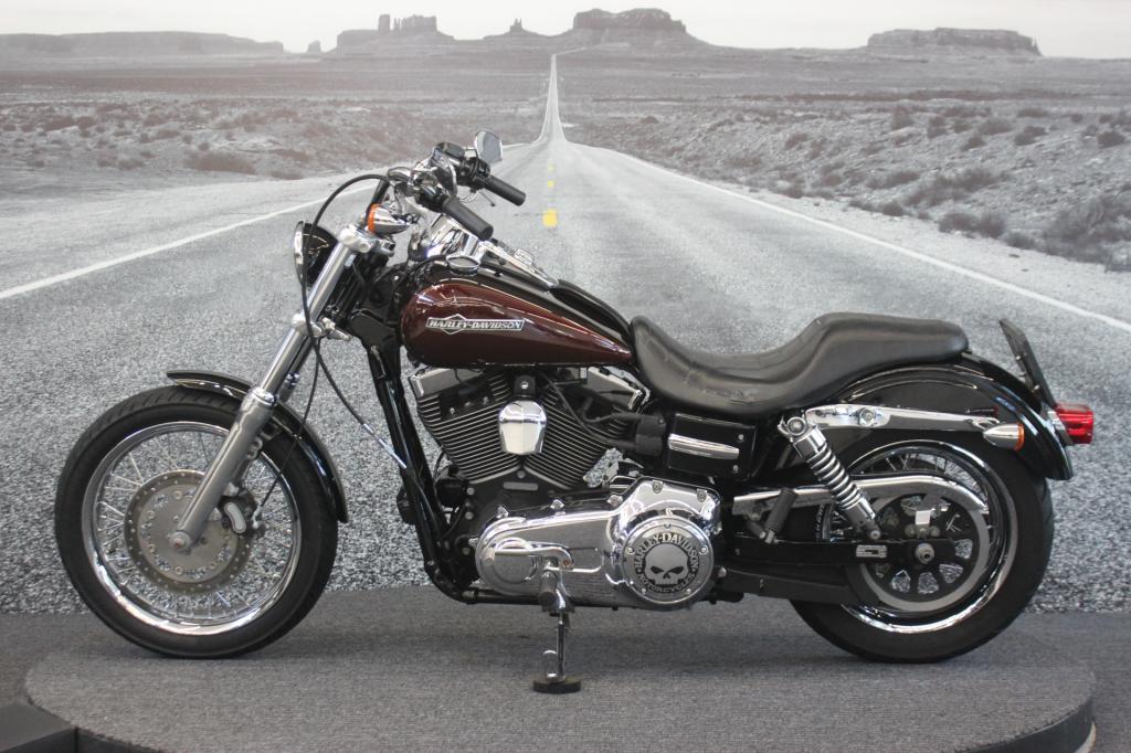 HARLEY-DAVIDSON DYNA SUPER GLIDE CUSTOM