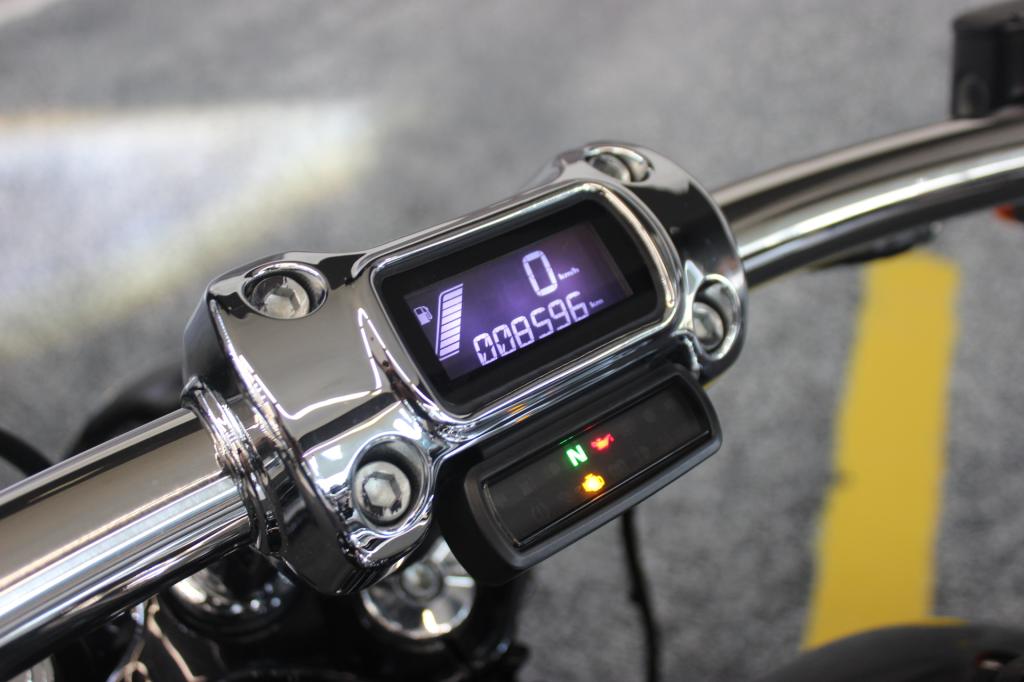 HARLEY-DAVIDSON BREAKOUT 117 FXBR