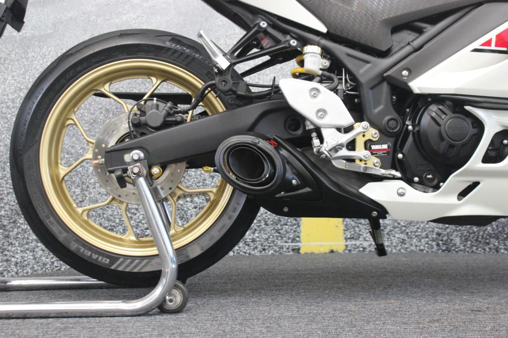 YAMAHA YZF R-3 World GP 60th ANINIVERSARY ED.