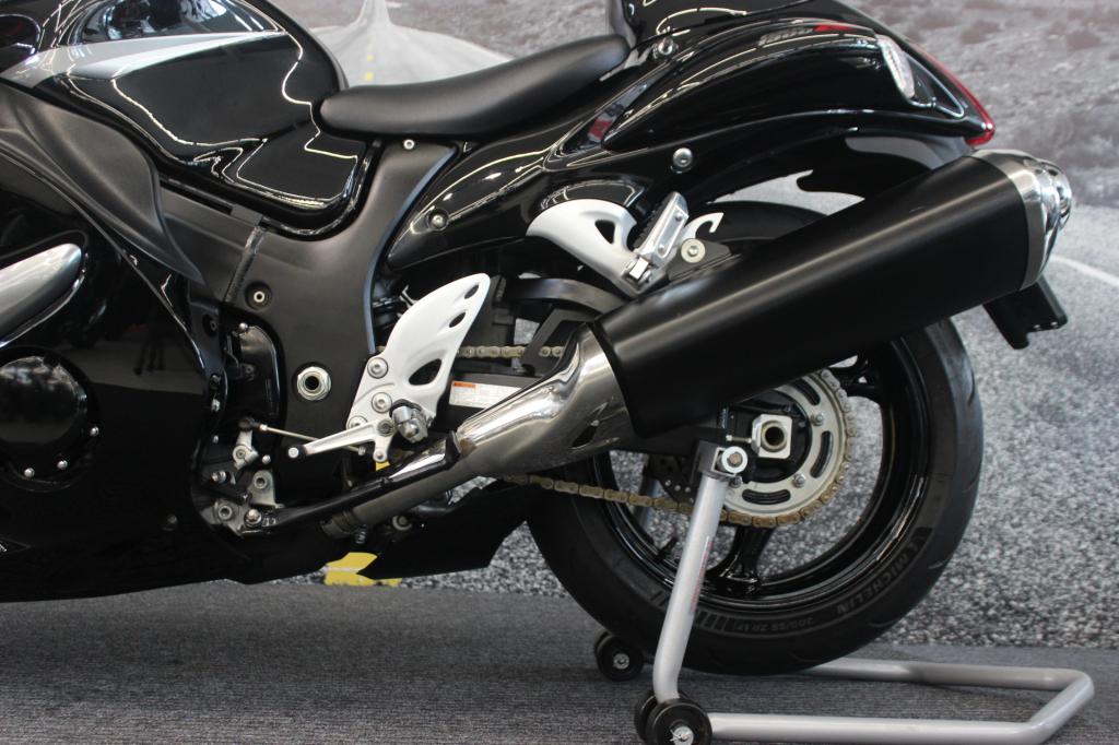 SUZUKI GSX 1300-R HAYABUSA
