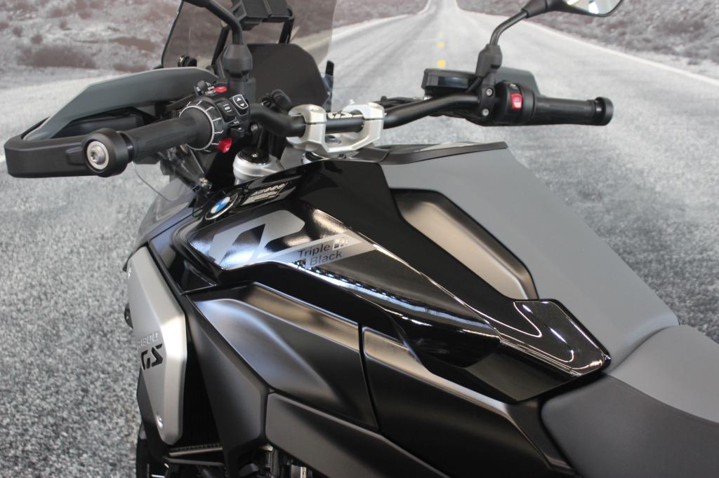 BMW R 1300 GS Triple Black