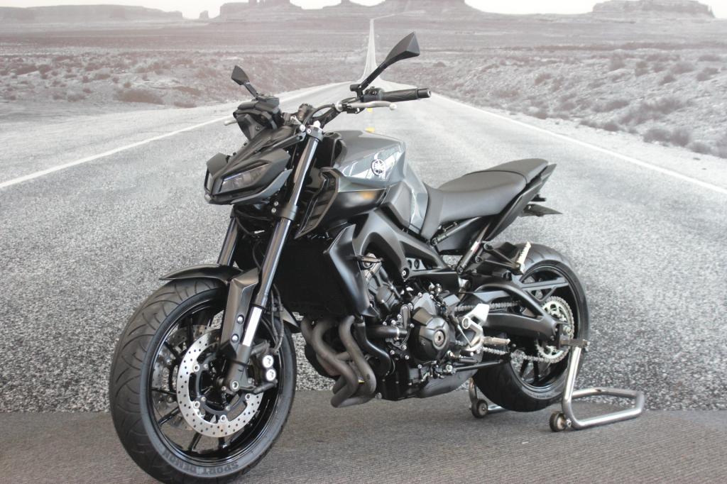 YAMAHA