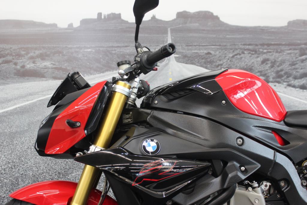 BMW S 1000 R