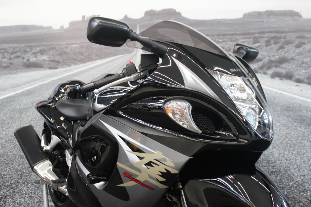 SUZUKI GSX 1300-R HAYABUSA