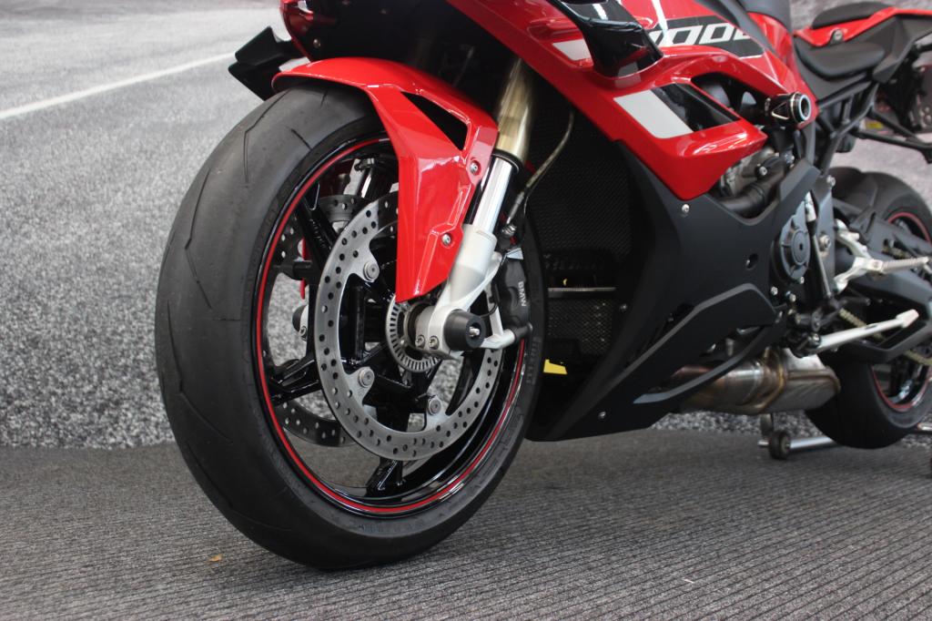 BMW S 1000 RR