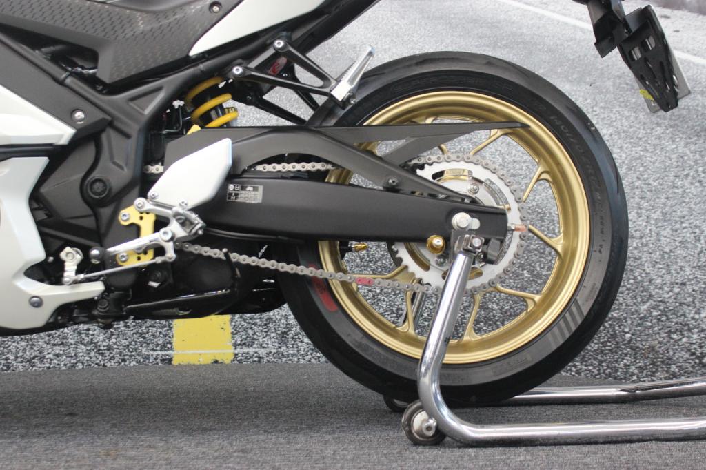 YAMAHA YZF R-3 World GP 60th ANINIVERSARY ED.