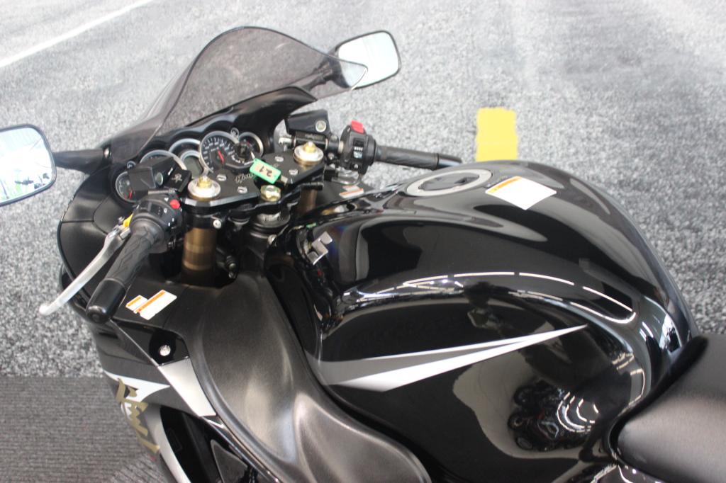 SUZUKI GSX 1300-R HAYABUSA