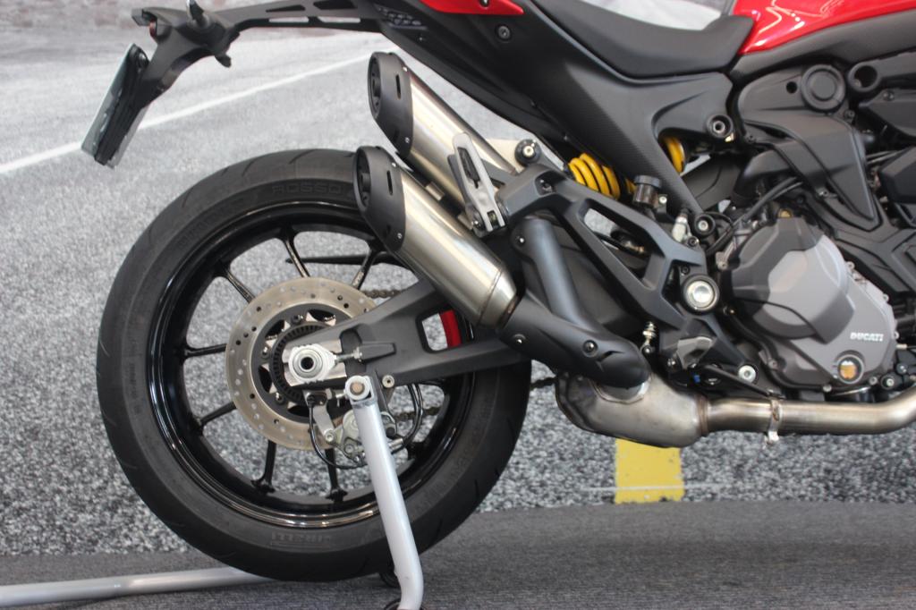 DUCATI MONSTER 937cc