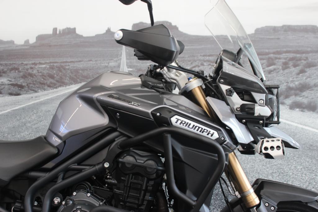 TRIUMPH TIGER 1200 XC EXPLORER