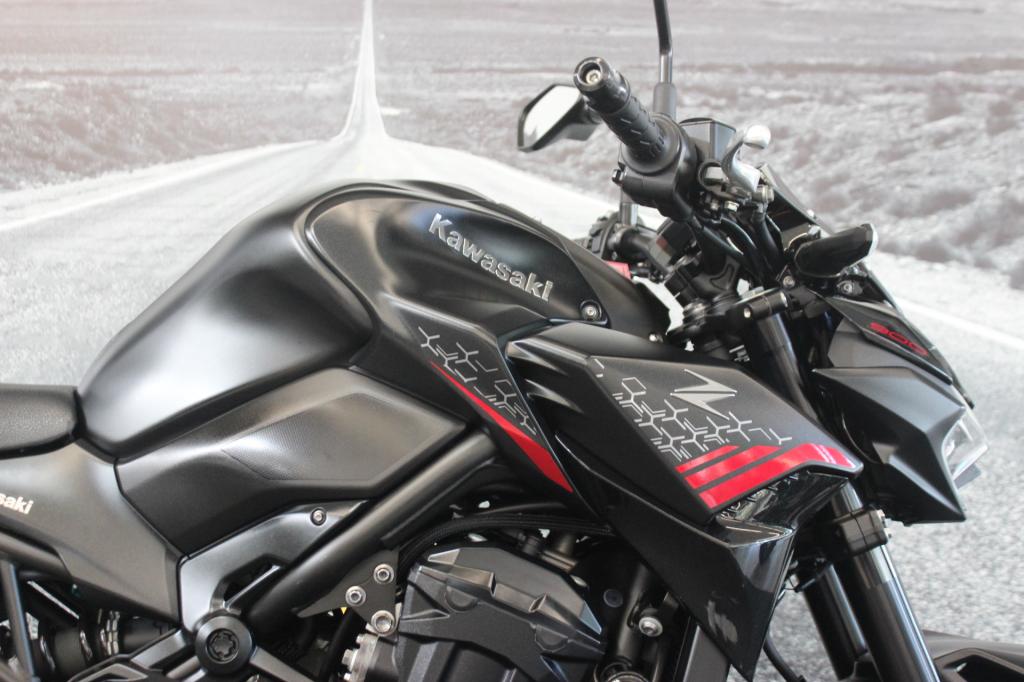 KAWASAKI Z 900