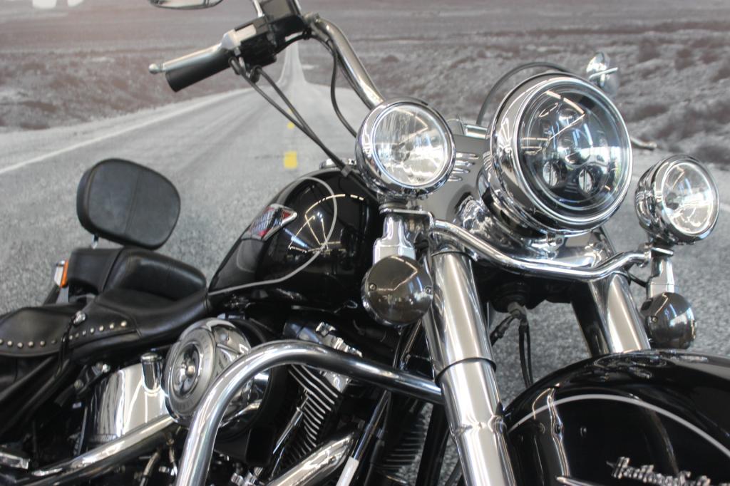 HARLEY-DAVIDSON HERITAGE SOFTAIL CLASSIC FLSTC