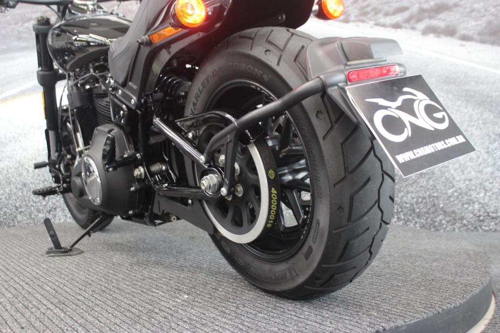 HARLEY-DAVIDSON FAT BOB FXFBS