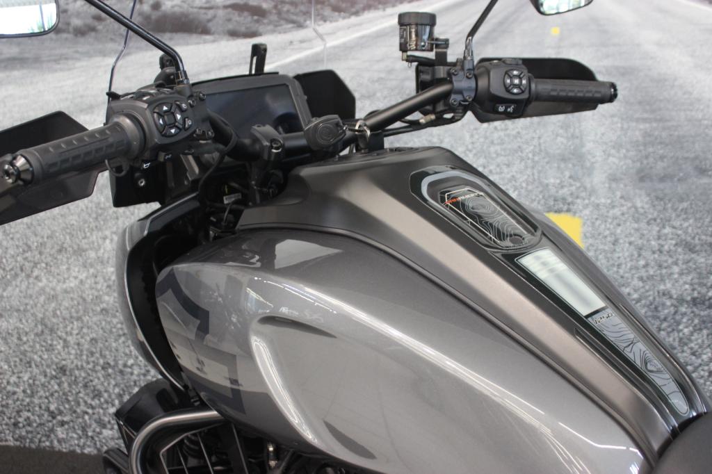 HARLEY-DAVIDSON PAN AMERICA 1250 SPECIAL