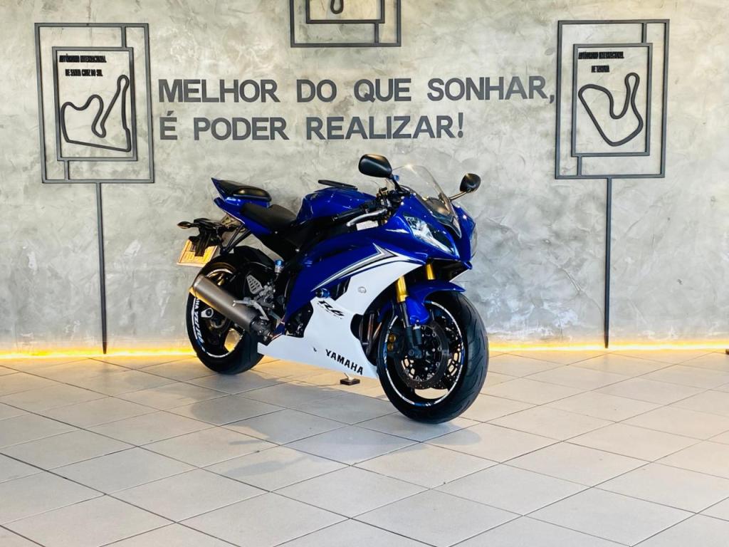 YAMAHA