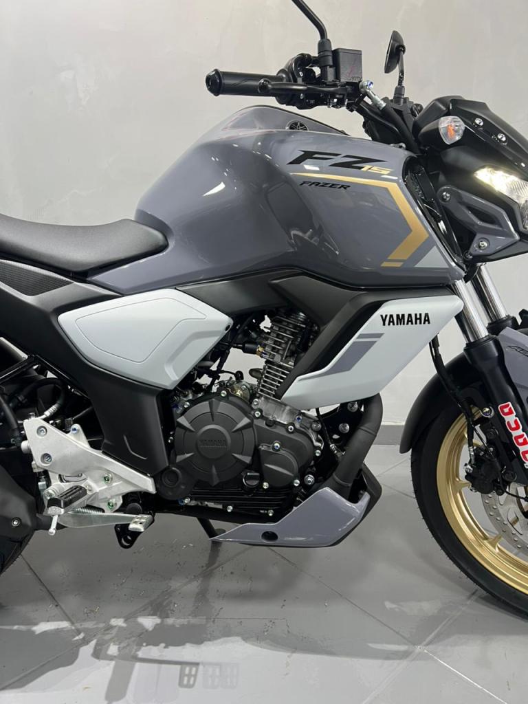 YAMAHA - FZ15 150 FAZER FLEX