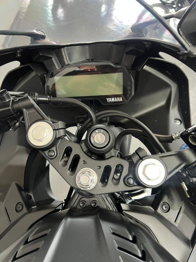 YAMAHA - YZF R-15 155 ABS