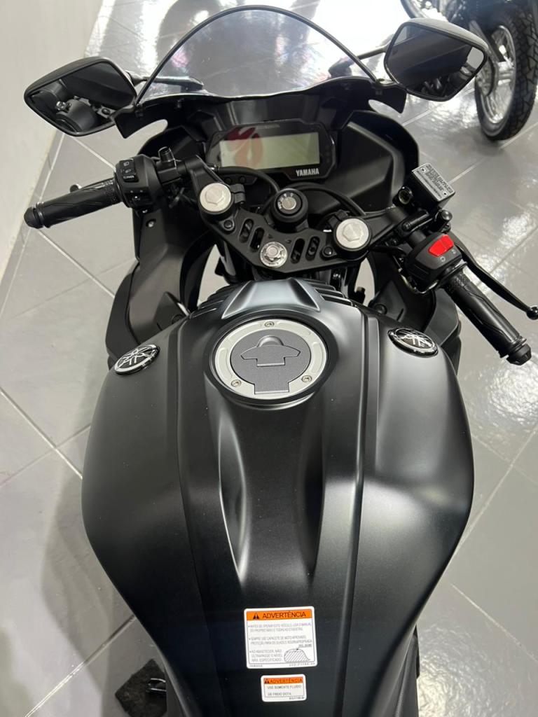 YAMAHA - YZF R-15 155 ABS