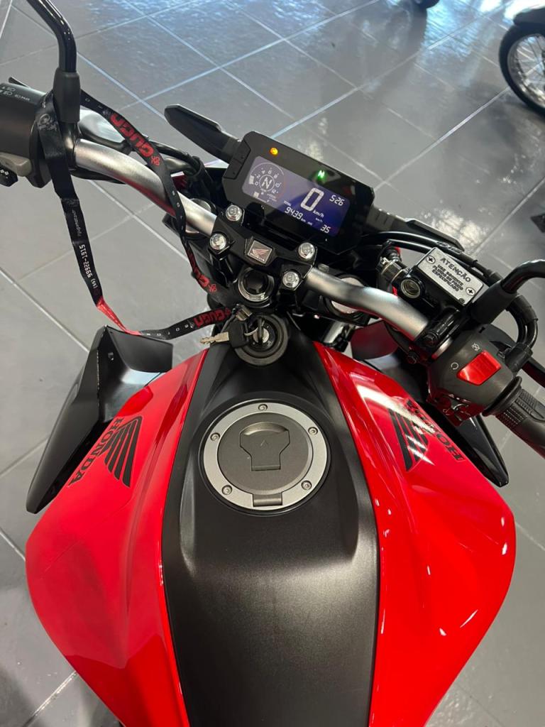 HONDA - CB 300F Twister Flex