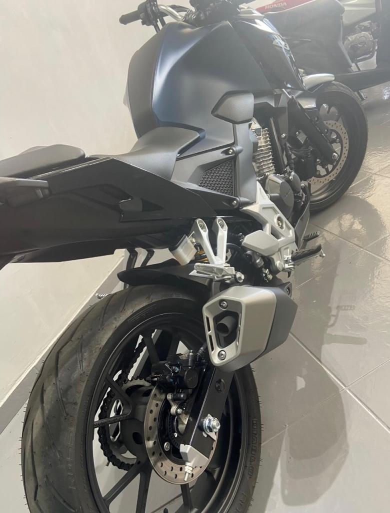 HONDA - CB 300F Twister Flex