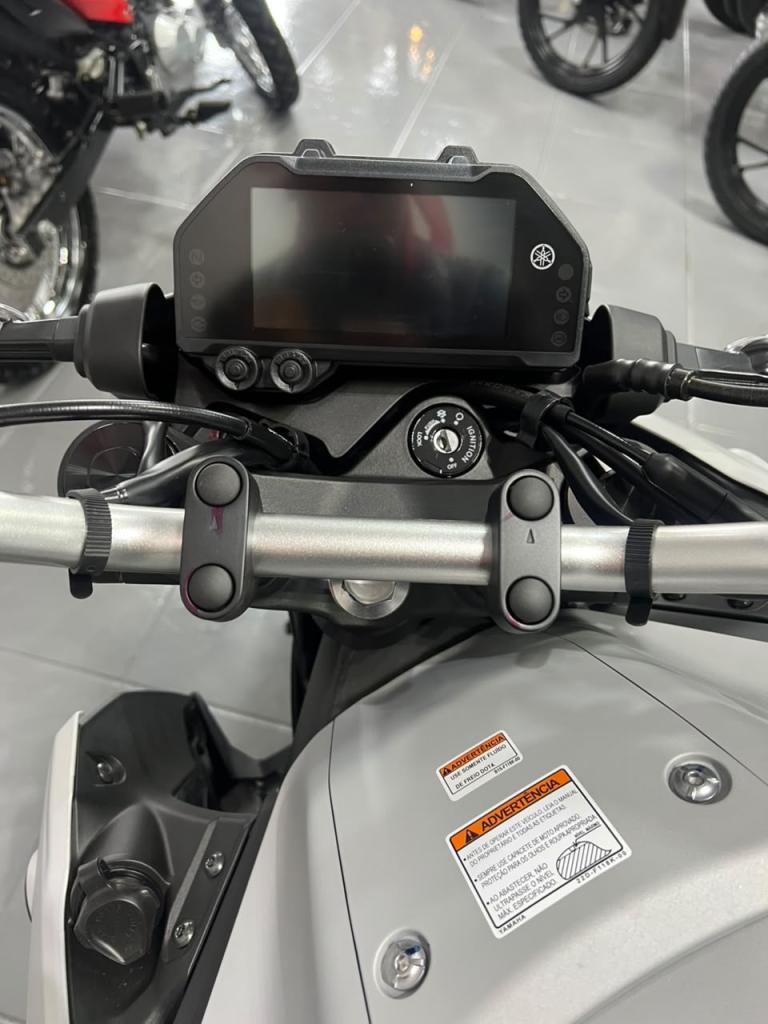 YAMAHA - MT-03 321/ABS